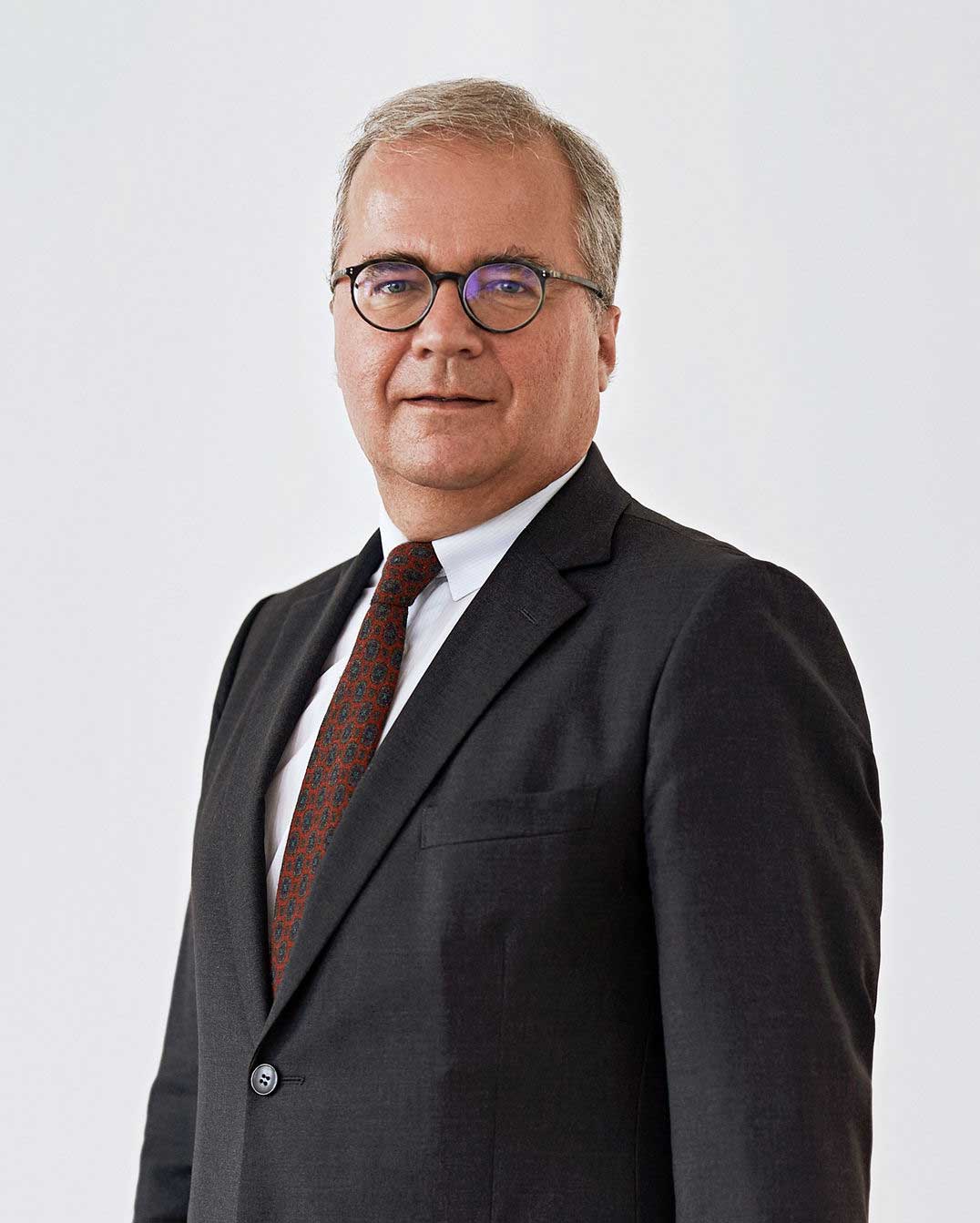 Dr. Georg Backhausen